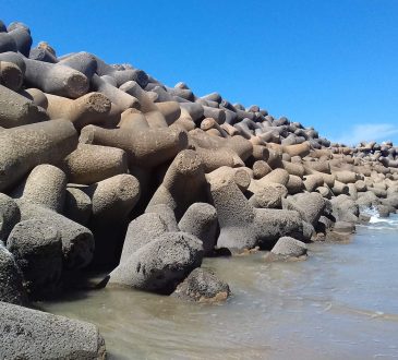 Hoe maak je golfbrekerelementen met Tetrapod-mallen?
