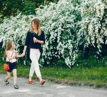 Lekker lange lentewandelingen maken? Kies voor ECCO schoenen