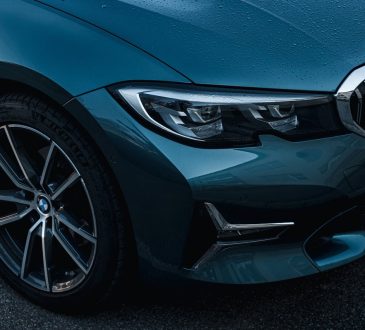 Het autobewijs en motorrijbewijs: welke eerst halen?